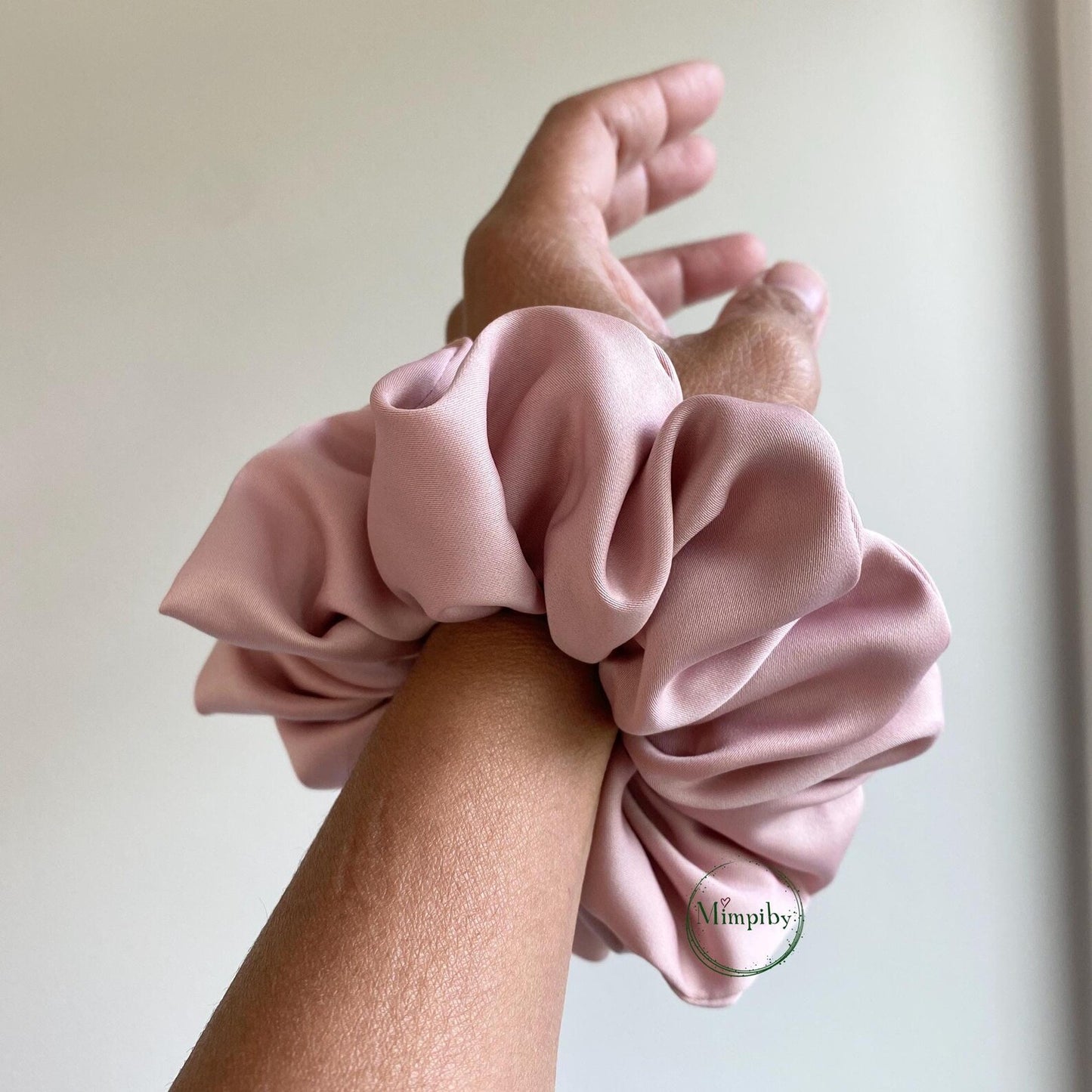 Silk scrunchies - Dusty- pink