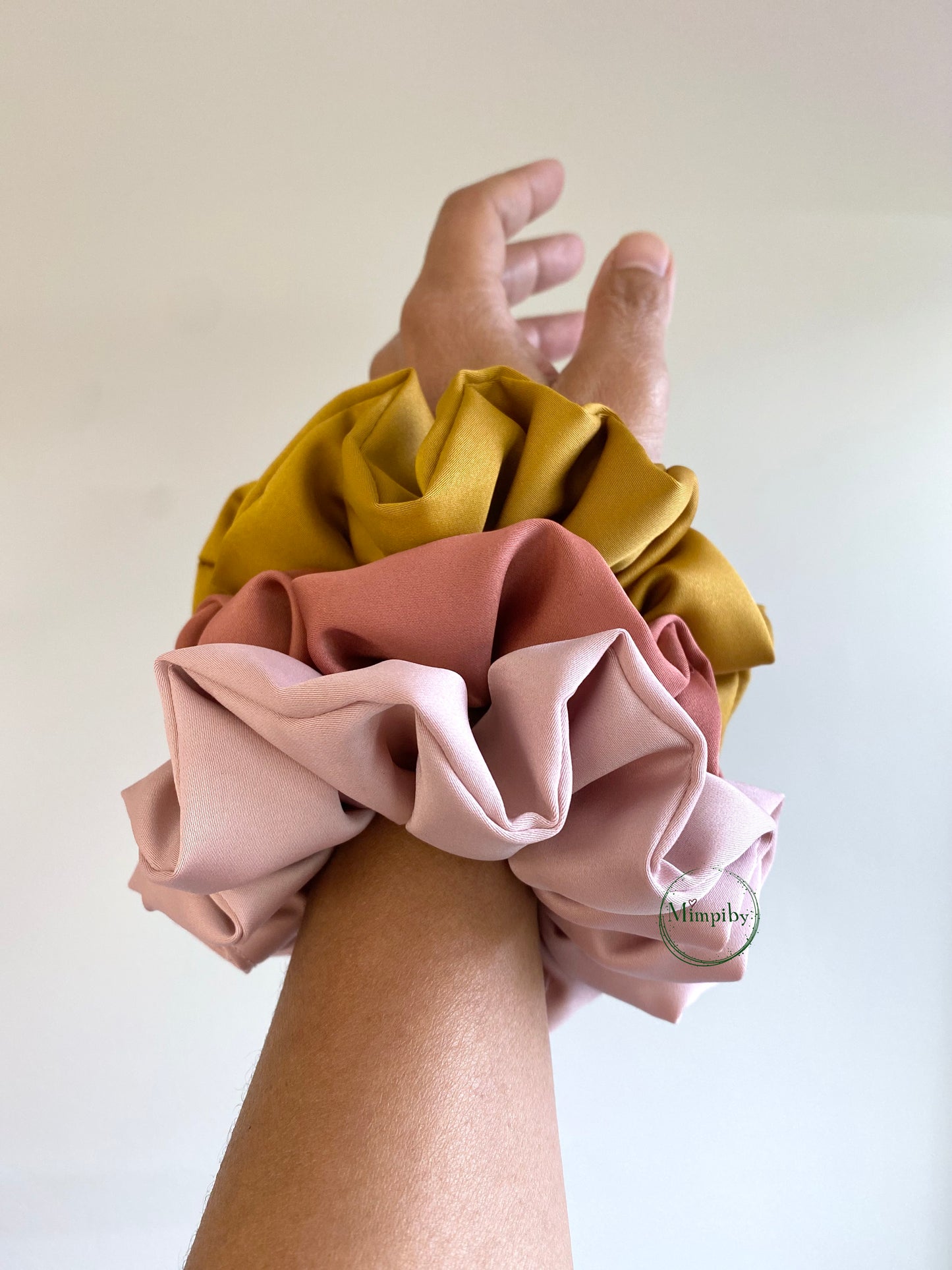 Silk scrunchies - Dusty- pink